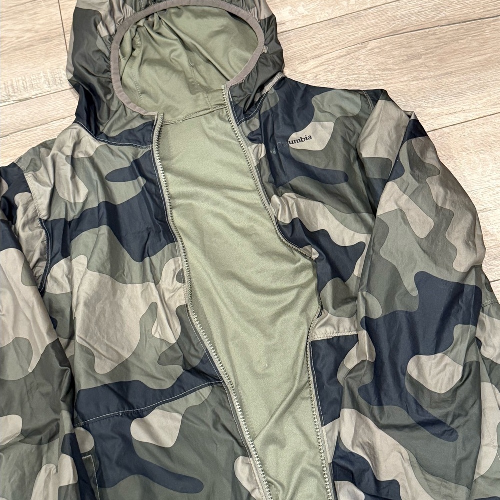 Columbia Green and Gray Jacket